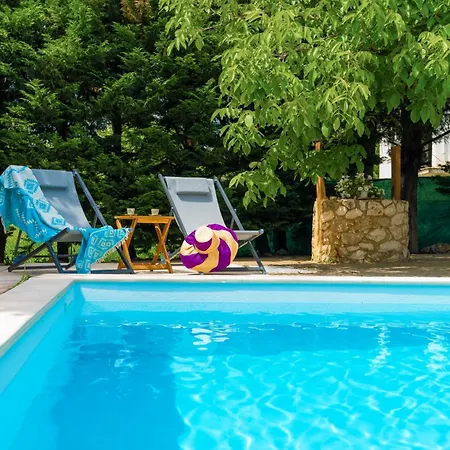 Terra, Private, Luxury With Pool 10 Mins Drive From The Vasiliki (Lefkada)