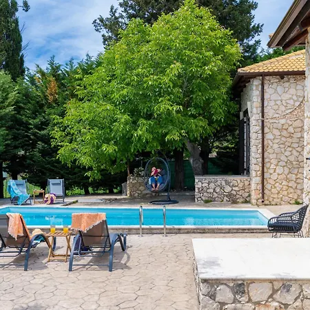 Terra, A Private, Luxury With Pool *