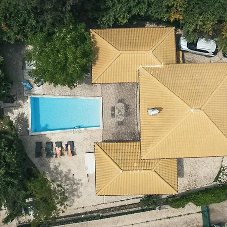 Terra, A Private, Luxury With Pool Vasiliki (Lefkada)